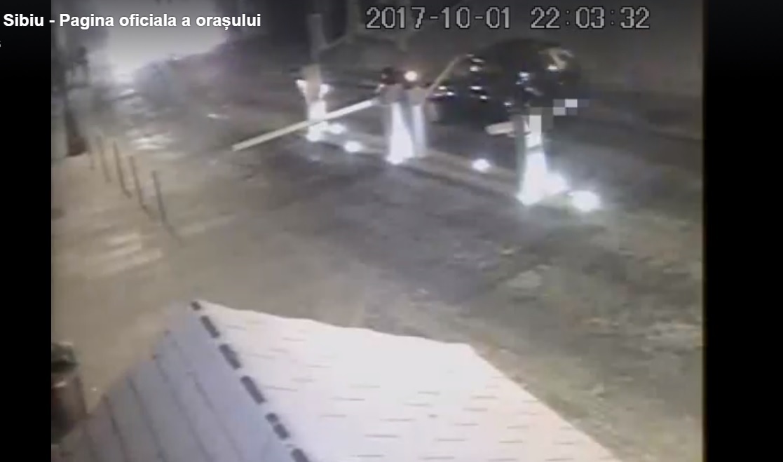 Video. Încă un șofer a forțat bariera de ieșire din Piața Mică, la nici o săptămână de la ultimul incident