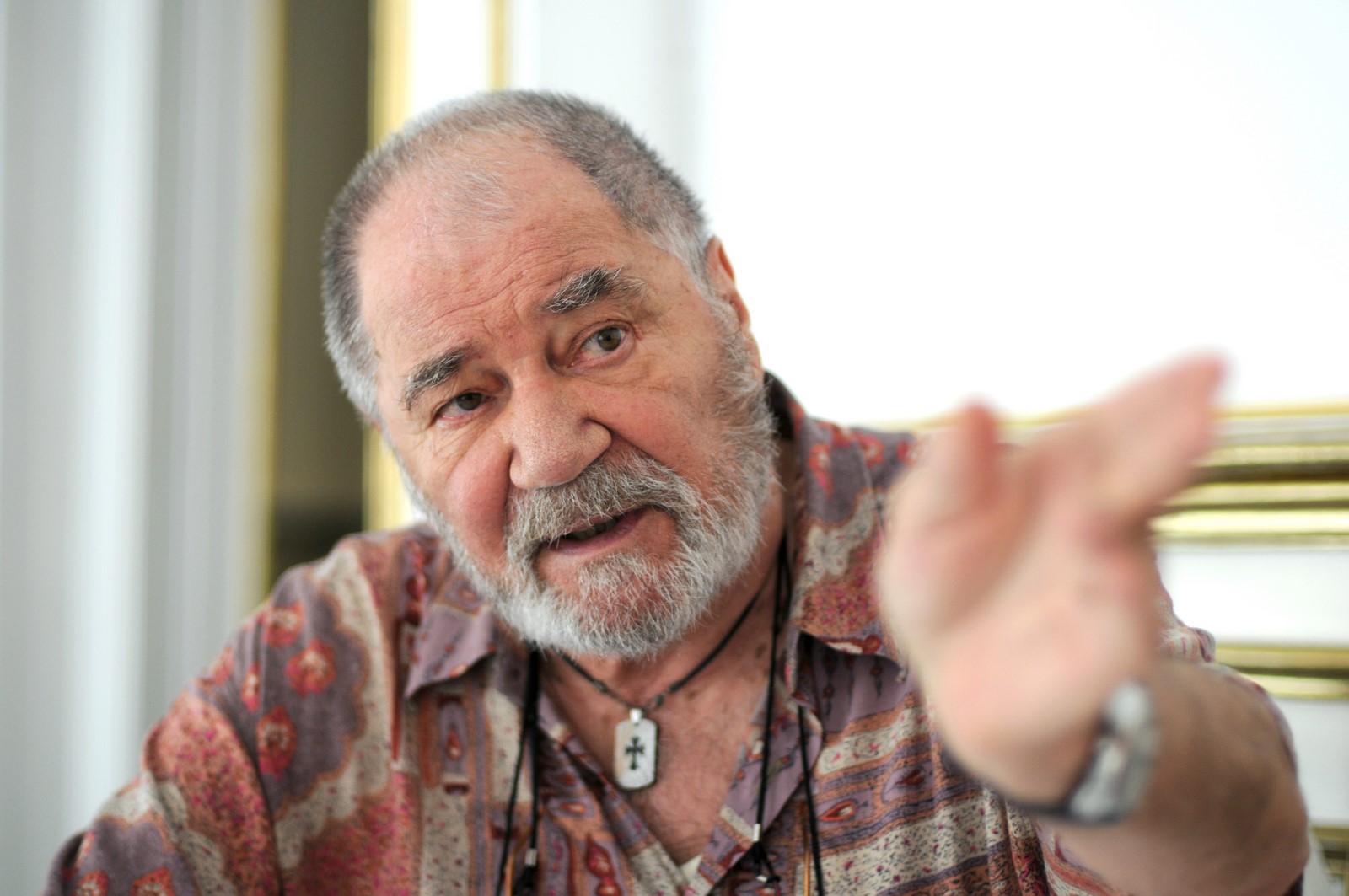 Sitterli: Am râs și am plâns cu actorul Ion Besoiu