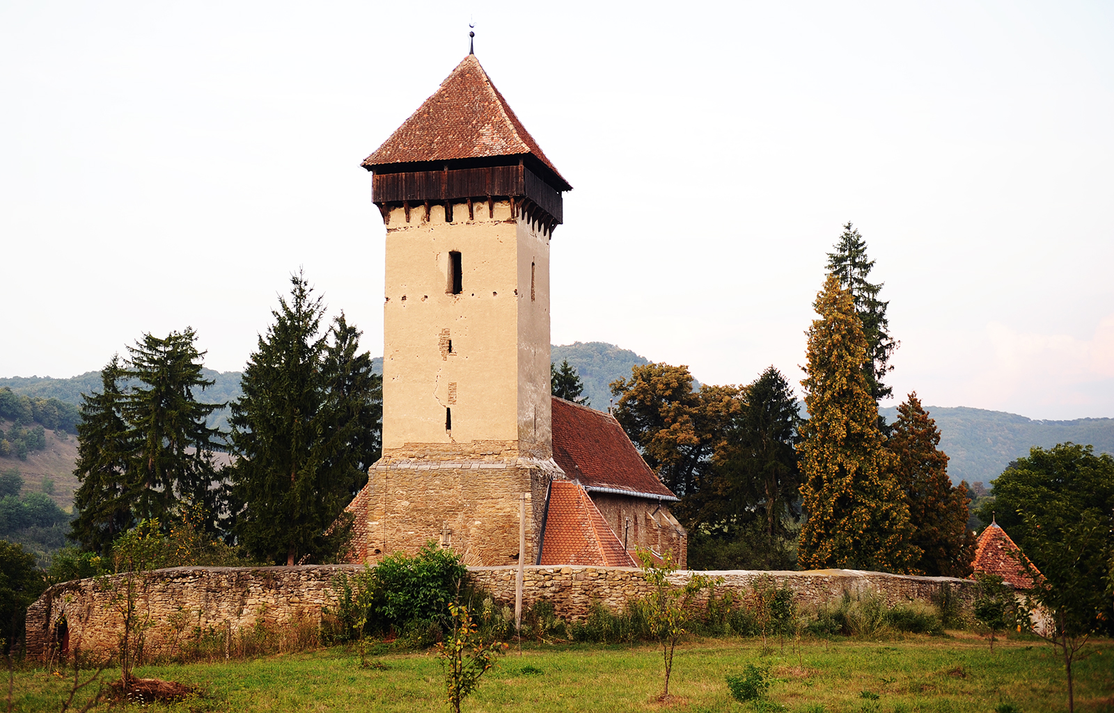 Biserica Evanghelică: Bisericile fortificate nu sunt de vânzare