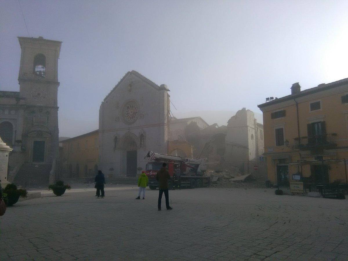 ACTUALIZARE Cutremur de 6,6 Richter în Italia. MAE: Niciun român nu a solicitat asistență