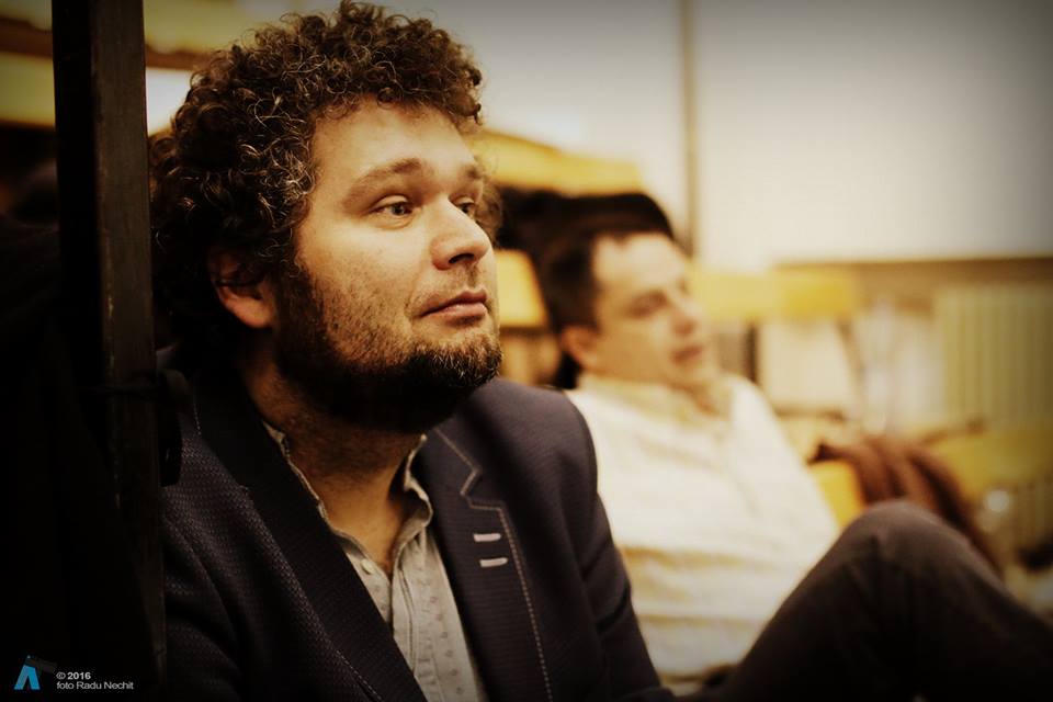 Bogdan Sărătean: „Ne dorim ca spectacolele să însemne ceva, să fie o experiență pozitivă pentru oameni”