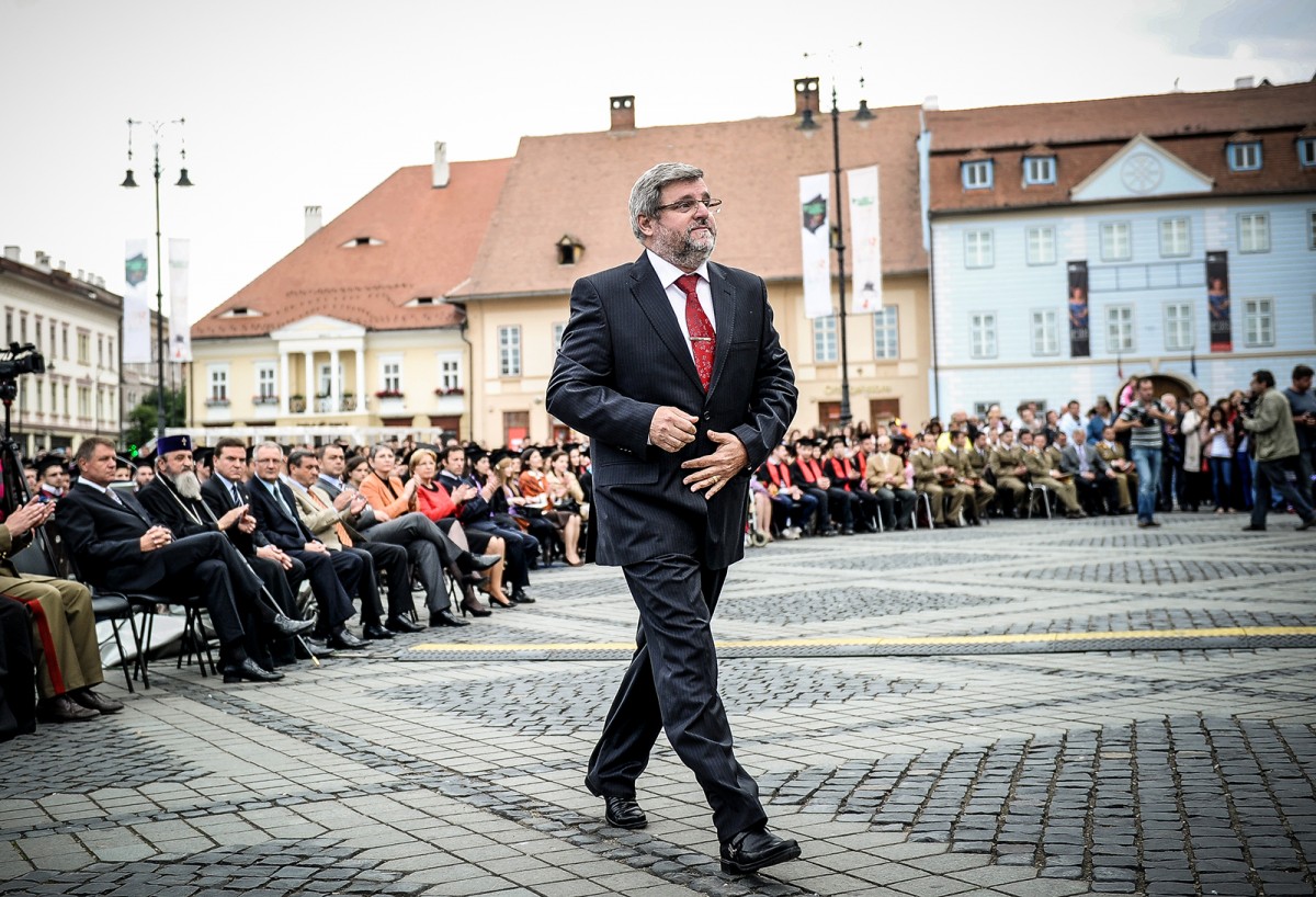 Ioan Bondrea, votat rector pentru un nou mandat: Singura mea opţiune este binele universităţii