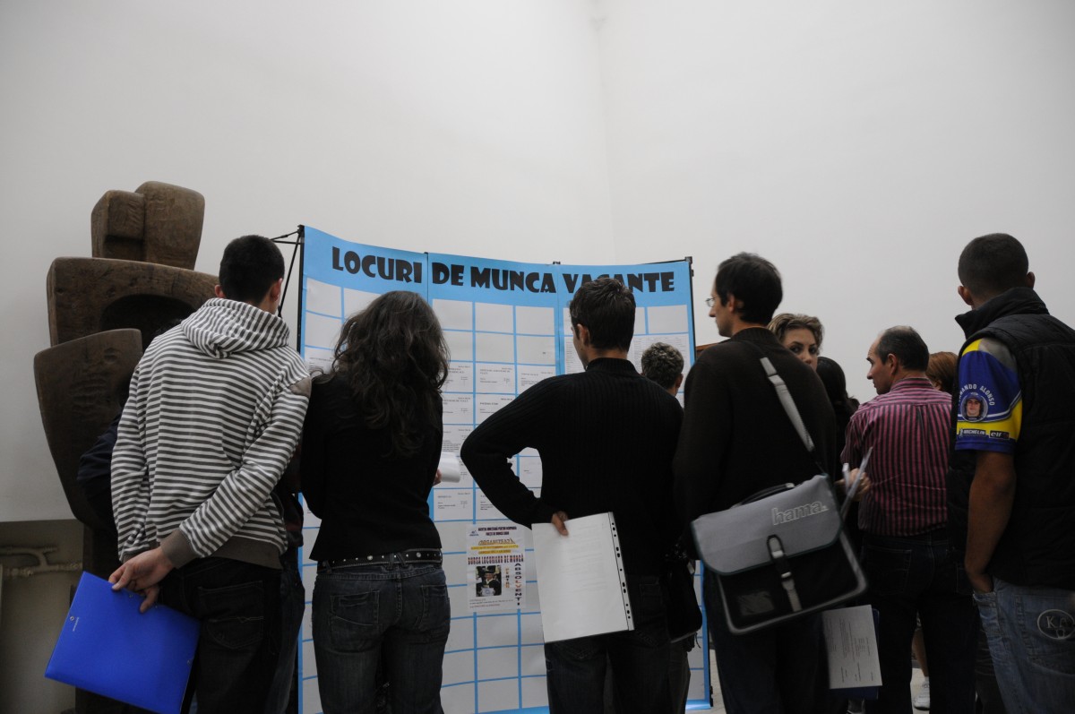 Se pregătește programul 