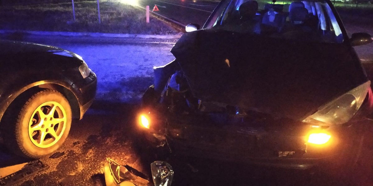 Carambol la intersecția Căii Șurii Mici cu strada Salzburg. O femeie transportată la spital