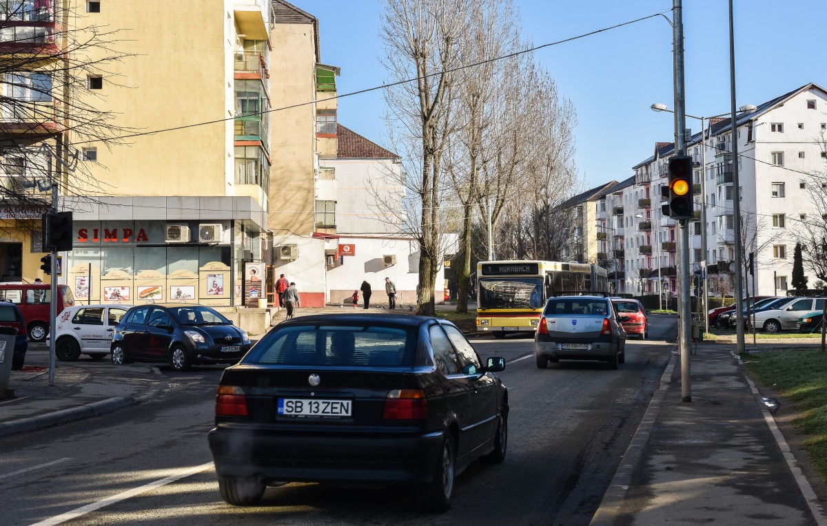 Primăria Sibiu reacționează scurt pe tema semaforului de la intrarea dinspre Cisnădie