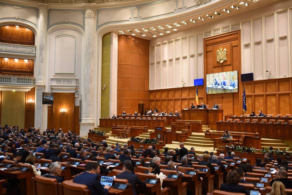 Camera Deputaților a publicat lista cu salariile aleșilor. 16.675 lei e cel mai mare