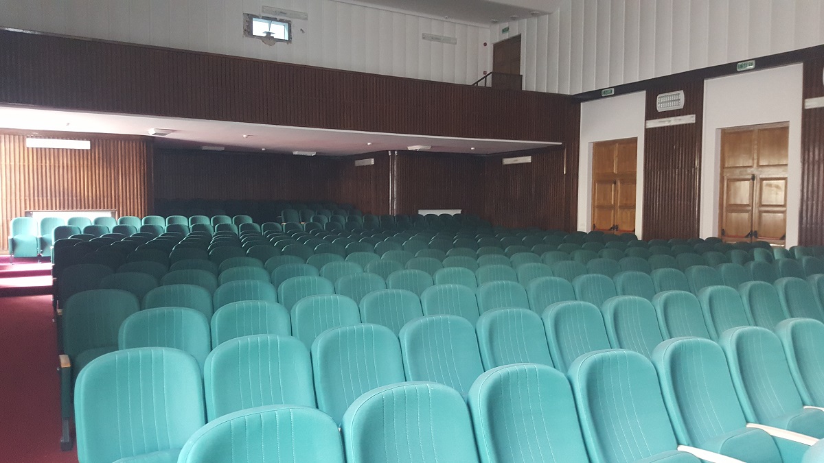 Cum arată Casa de cultură din Cisnădie, aproape de finalizare: „va fi folosită doar pentru spectacole și evenimente culturale“ | Foto