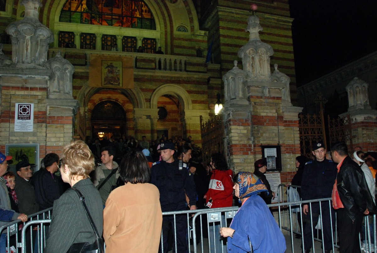 Programul după care toți credincioșii din Sibiu se pot închina la Brâul Maicii Domnului