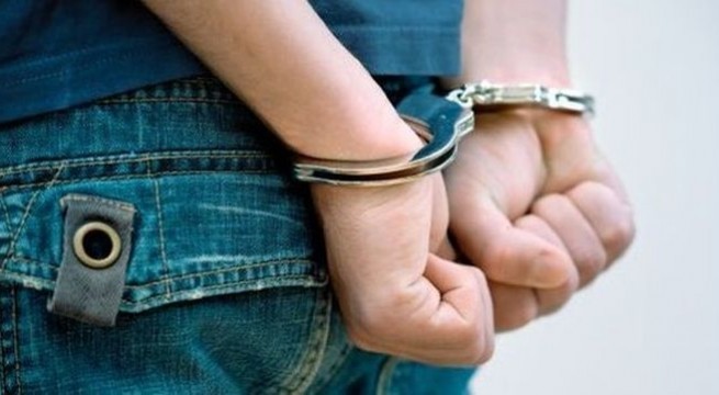 Tânărul care a tâlhărit un sibian pe M. Viteazu, arestat pentru 30 de zile. Complicii lui, arest la domiciliu