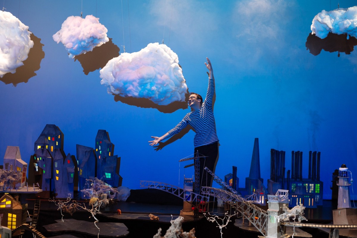 „Cel mai mare Gulliver” ajunge la Teatrul Gong