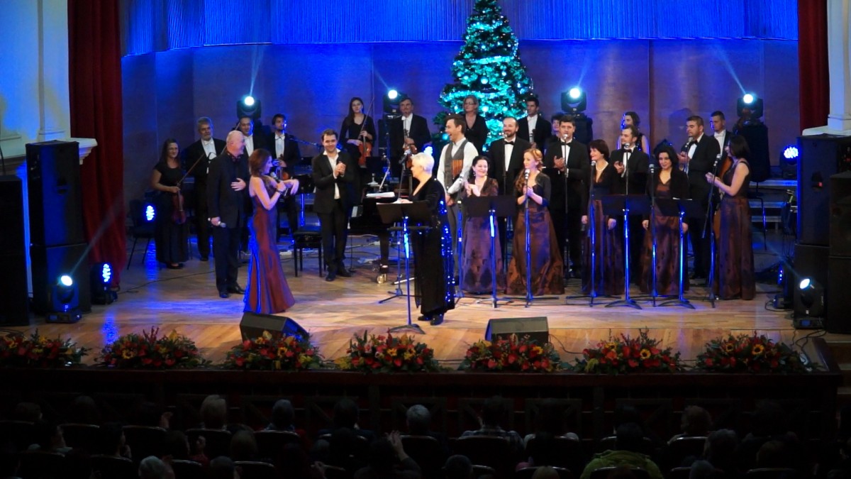 Acapella & Friends vă invită la Concertul de Crăciun