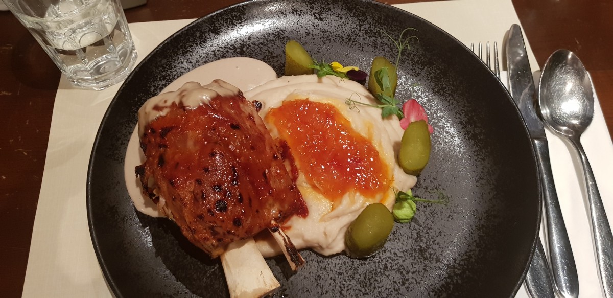 La restaurantul american am mâncat strașnic românește
