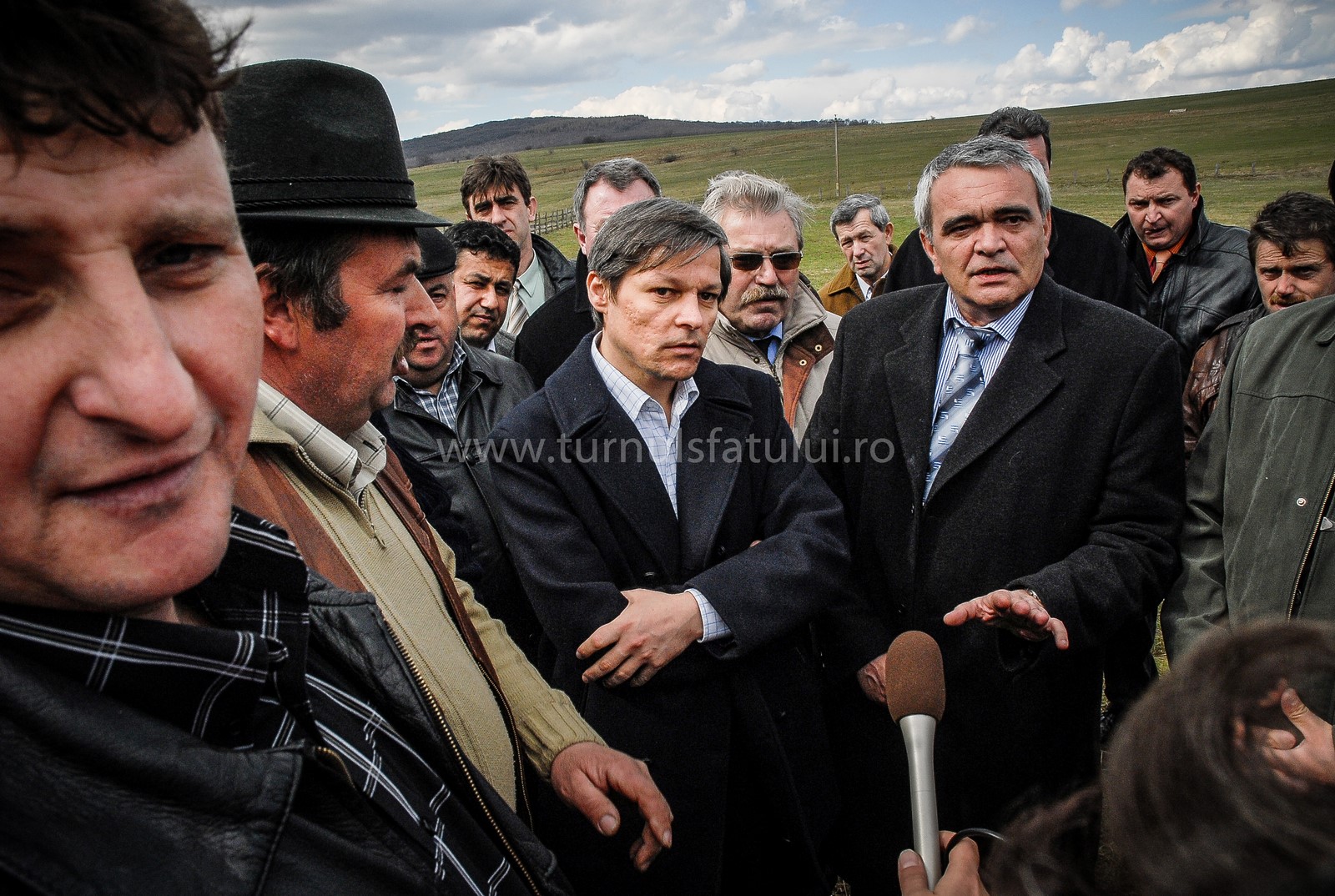 Premierul Cioloș vine joi în Sibiu