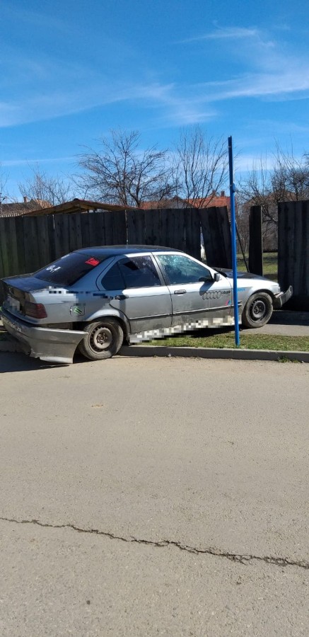 Minor la volanul unui BMW, în Cisnădie. Poliția i-a făcut dosar penal
