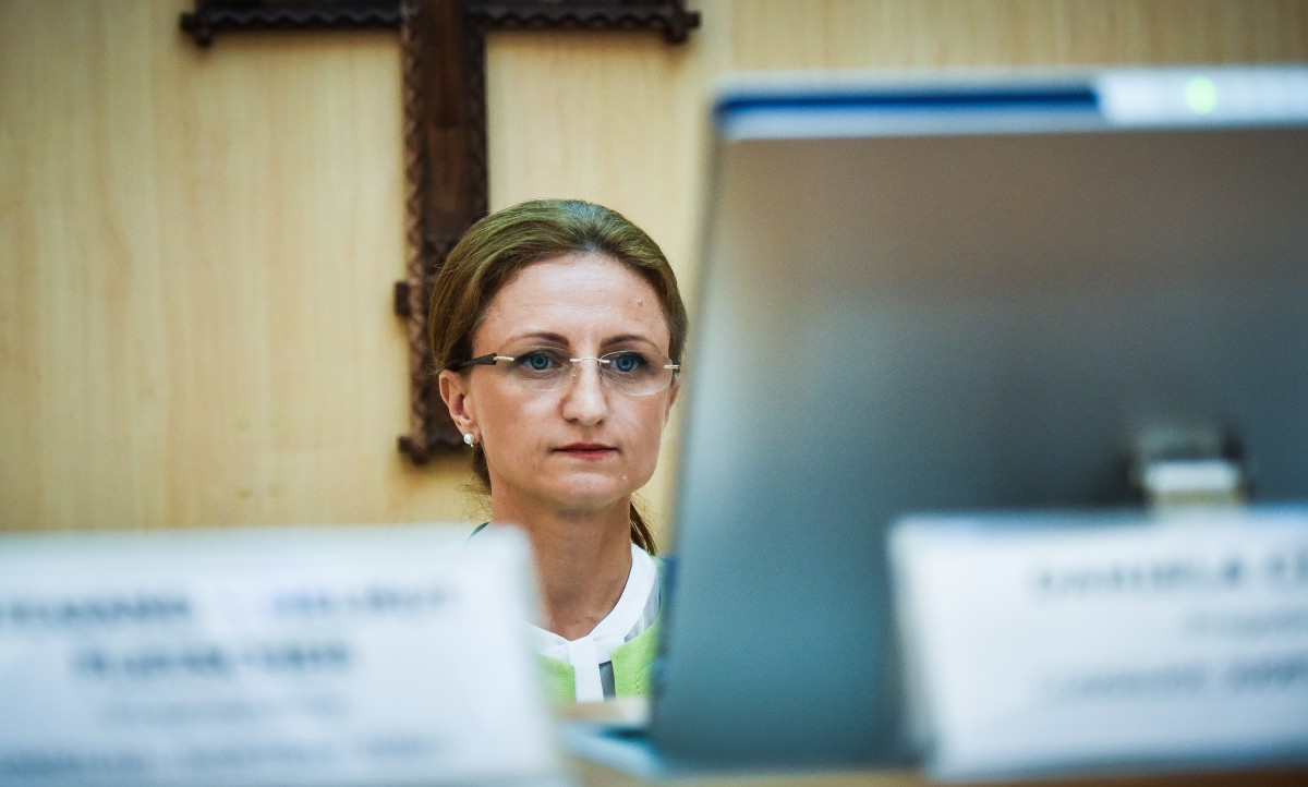 Daniela Cîmpean: președinte sau președintă?