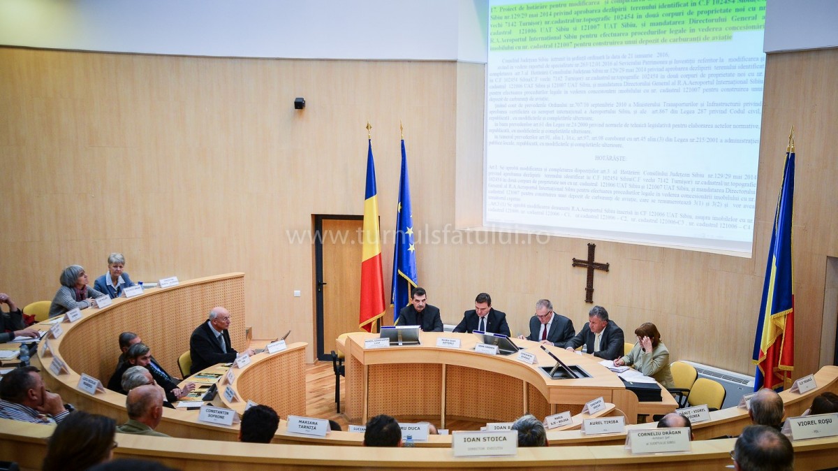 Liceenii sibieni, la șefia instituțiilor publice din Sibiu. Pentru o zi