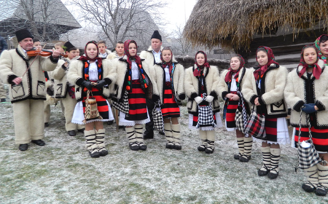 „Iată, vin colindători” la Sibiu