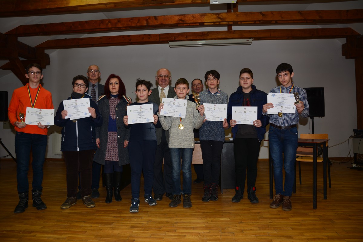 Elevii sibieni, căștigătorii premiilor concursului de Mate-Bio-Fizică „Aurel Vlaicu”