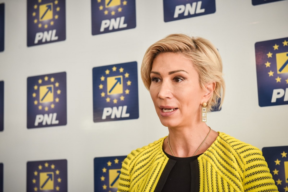 Turcan: Nu doresc să candidez la președinția PNL. Sunt doi candidați și e posibil să apară și alții