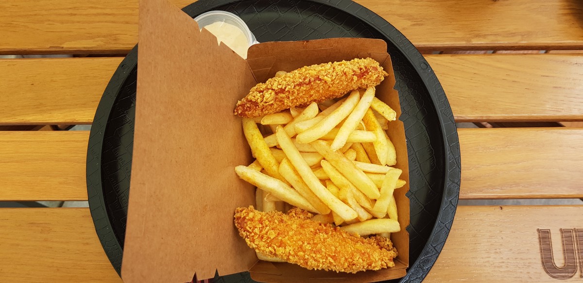 Restaurant (mic) Yummy Chicken (poate). Sau cum să te simți ”urban”