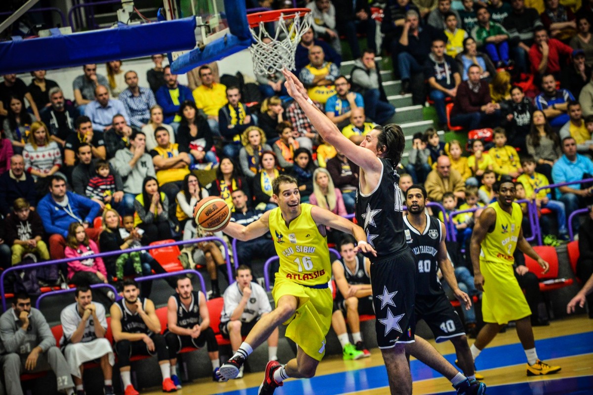 Eşecurile continuă. CSU Sibiu capotează şi contra Clujului şi se află la al 5-lea meci consecutiv fără victorie