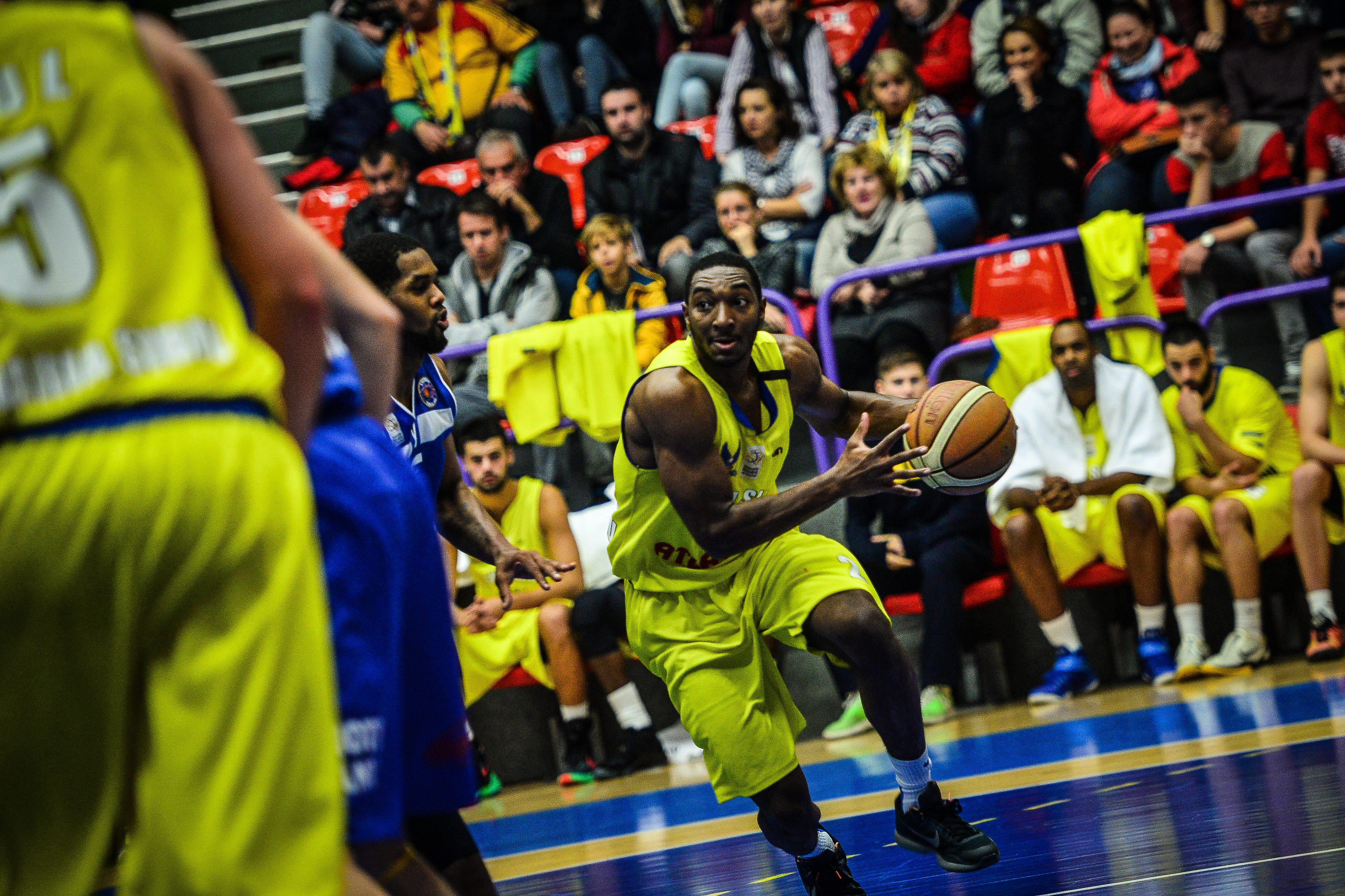 Șase victorii succesive contra trei succese consecutive. Derby-ul echipelor cu vârf de formă: CSU Sibiu – CSM CSU Oradea
