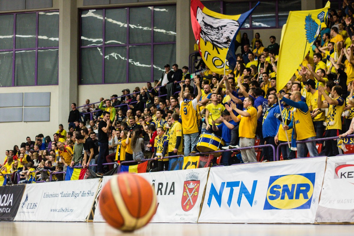 CSU Sibiu pierde meciul de la Timișoara. Sâmbătă se decide câștigătoarea sezonului regulat
