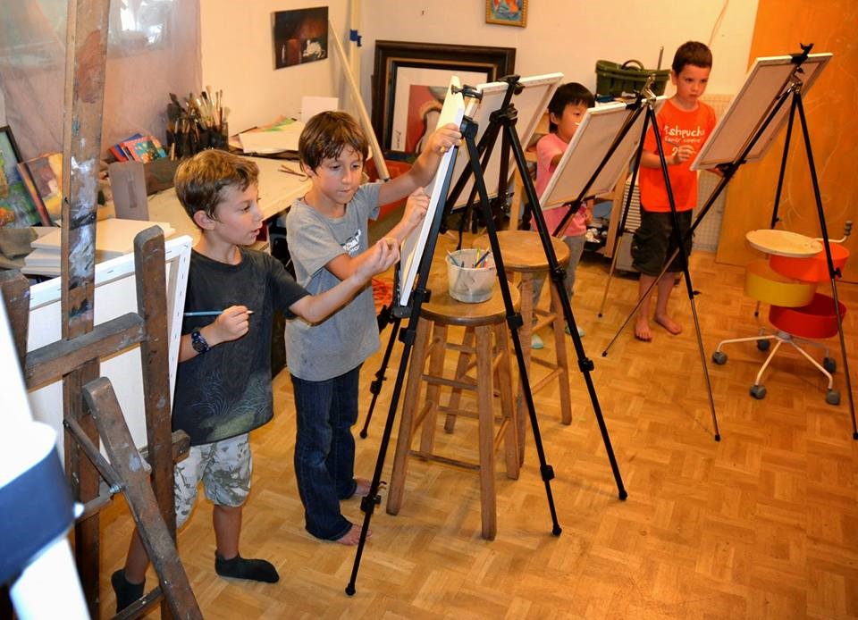 Curs inedit de artă pentru copii, la Sibiu
