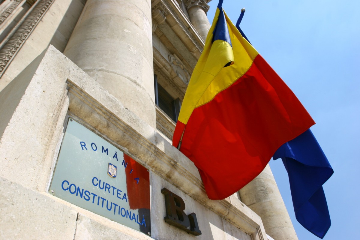 Proiect: Imunitate sporită pentru judecătorii CCR