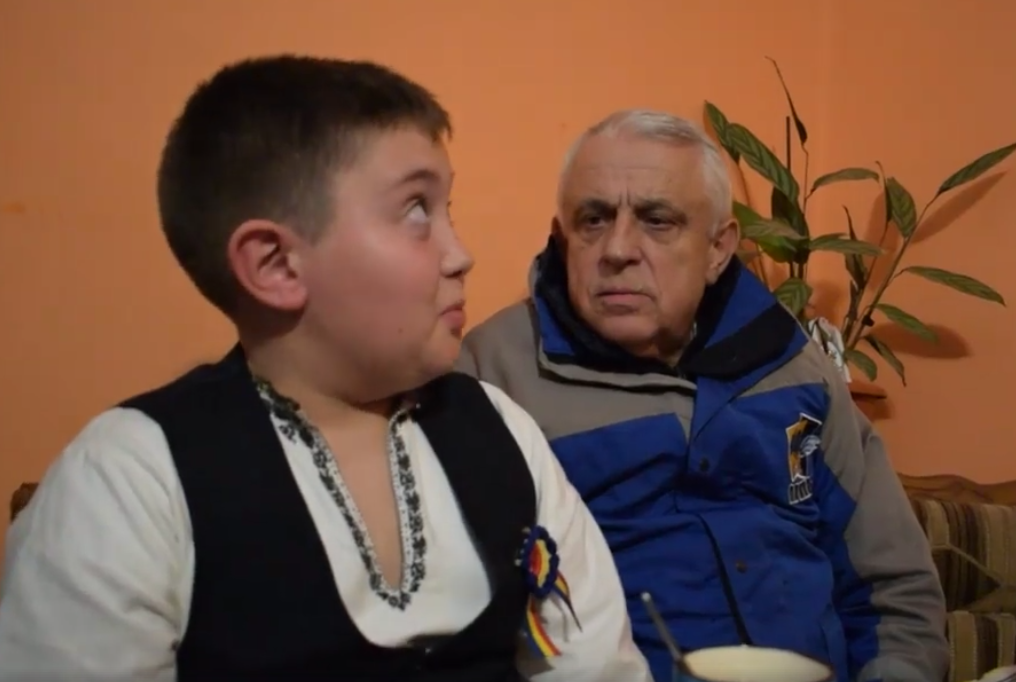 VIDEO Un copil din Bradu către ministrul Agriculturii: “cum adică suprafețe întinse, dar nu foarte mari“