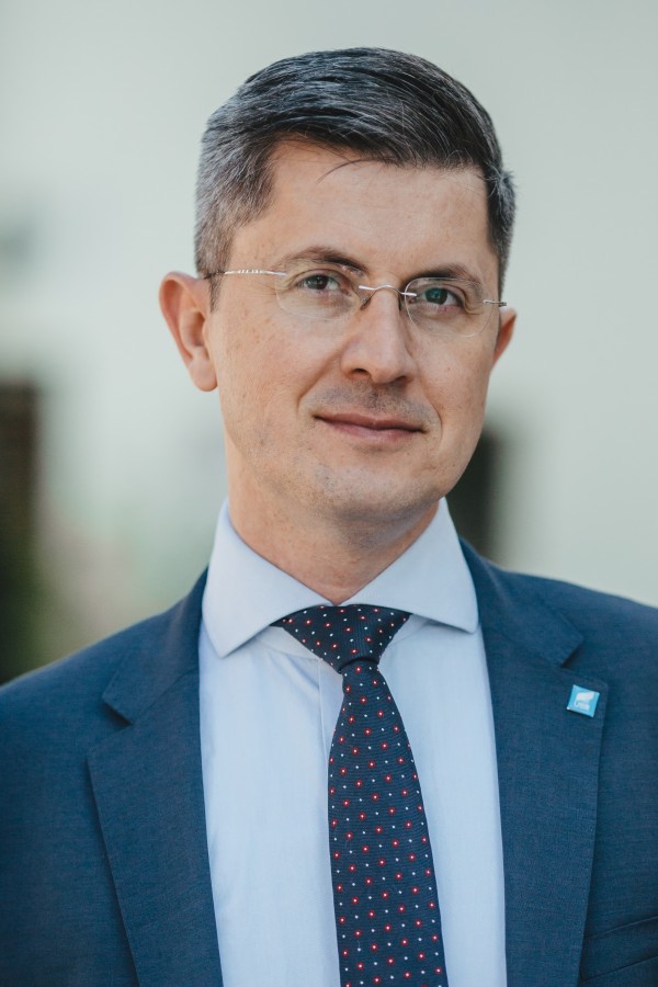 Dan Barna: Din Sibiu, la mulți ani, România!