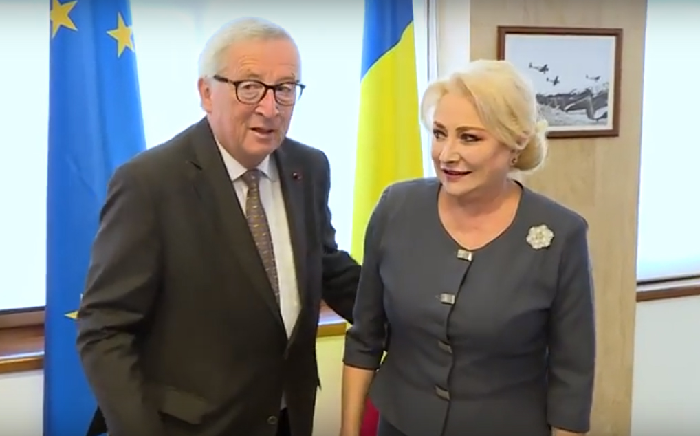 Dăncilă s-a întâlnit, într-un final, cu Juncker. Guvernul a publicat imagini fără sonor