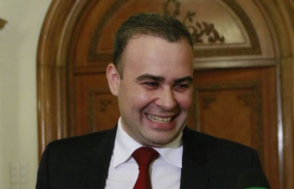 Darius Vâlcov, trimis în judecată pentru mai multe fapte de corupție, numit consilier de stat de premierul Dăncilă