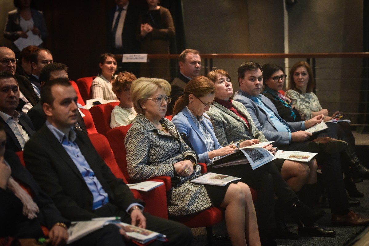 Primăria invită sibienii la dezbaterea finală a Strategiei de dezvoltare a Sibiului. În limita locurilor disponibile