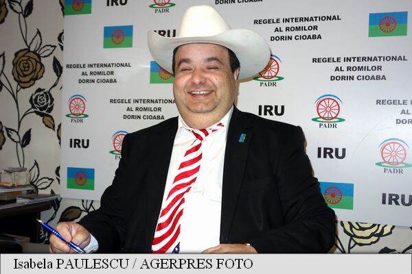 Regele internațional al romilor, Dorin Cioabă  se pregătește pentru o posibilă  întâlnire cu Hillary Clinton