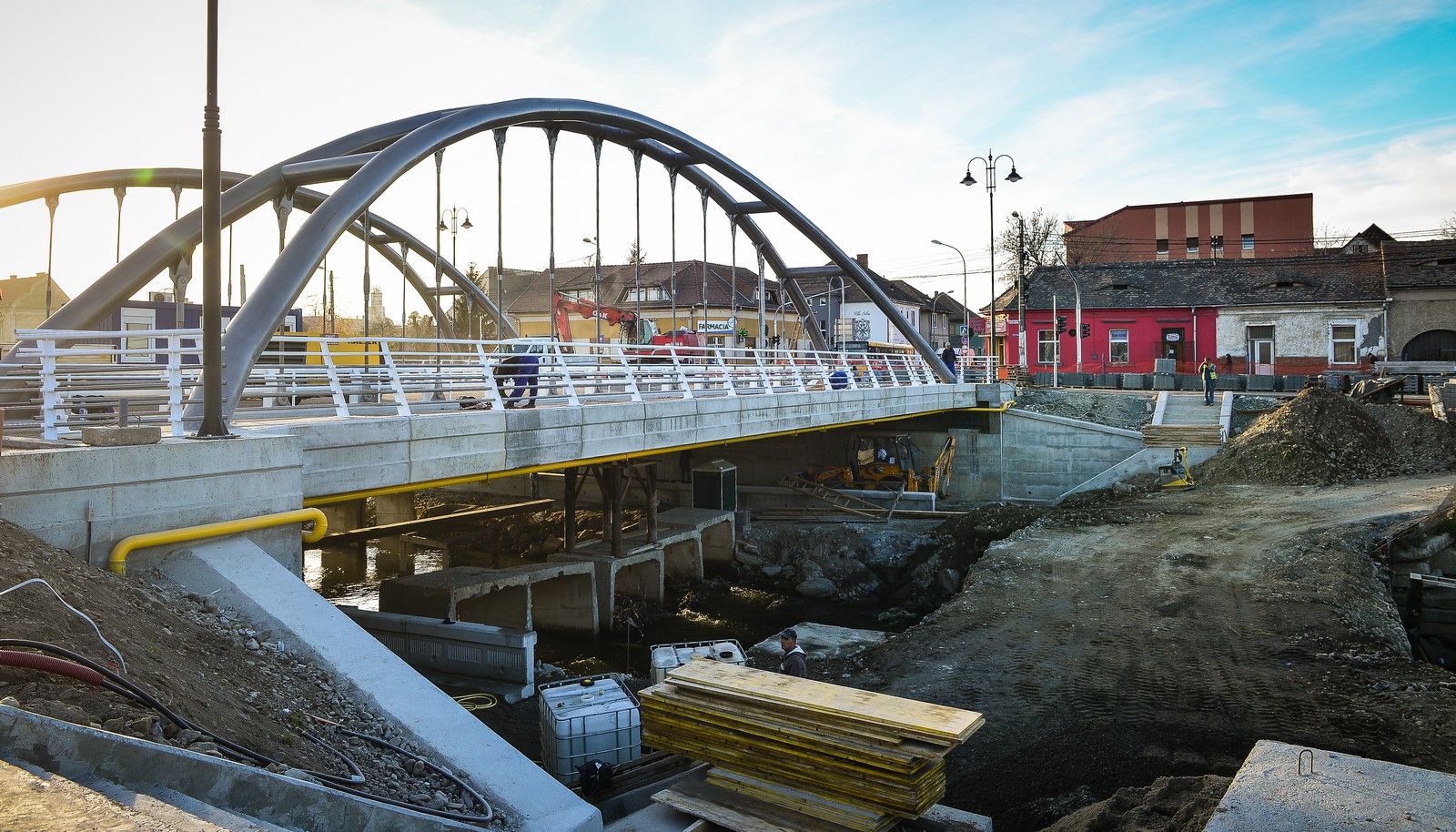 Noul pod peste Cibin se deschide marți