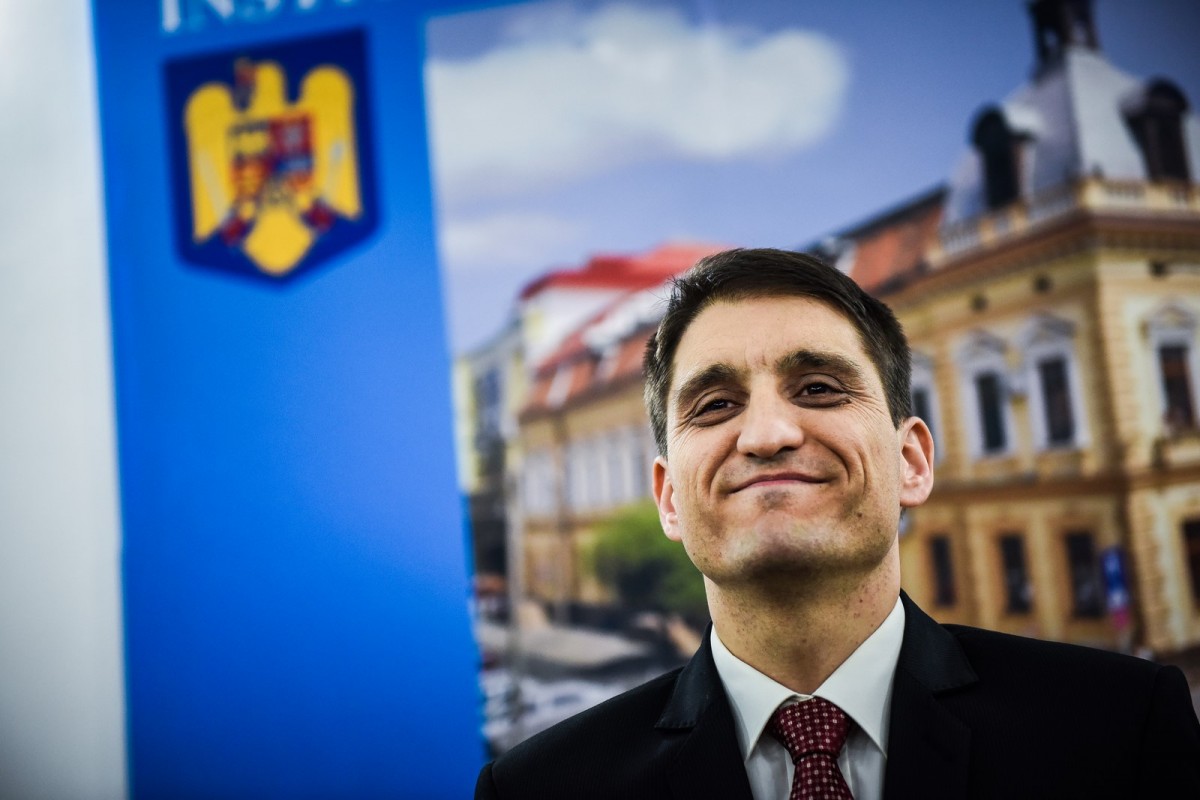 Fostul prefect: Cum să batjocoreşti în aşa manieră cea mai înaltă funcție publică dintr-un judeţ?