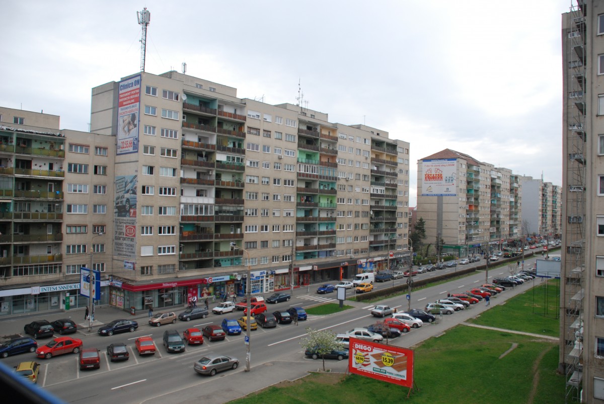 50.000 de lei furați dintr-o mașină parcată pe Mihai Viteazu