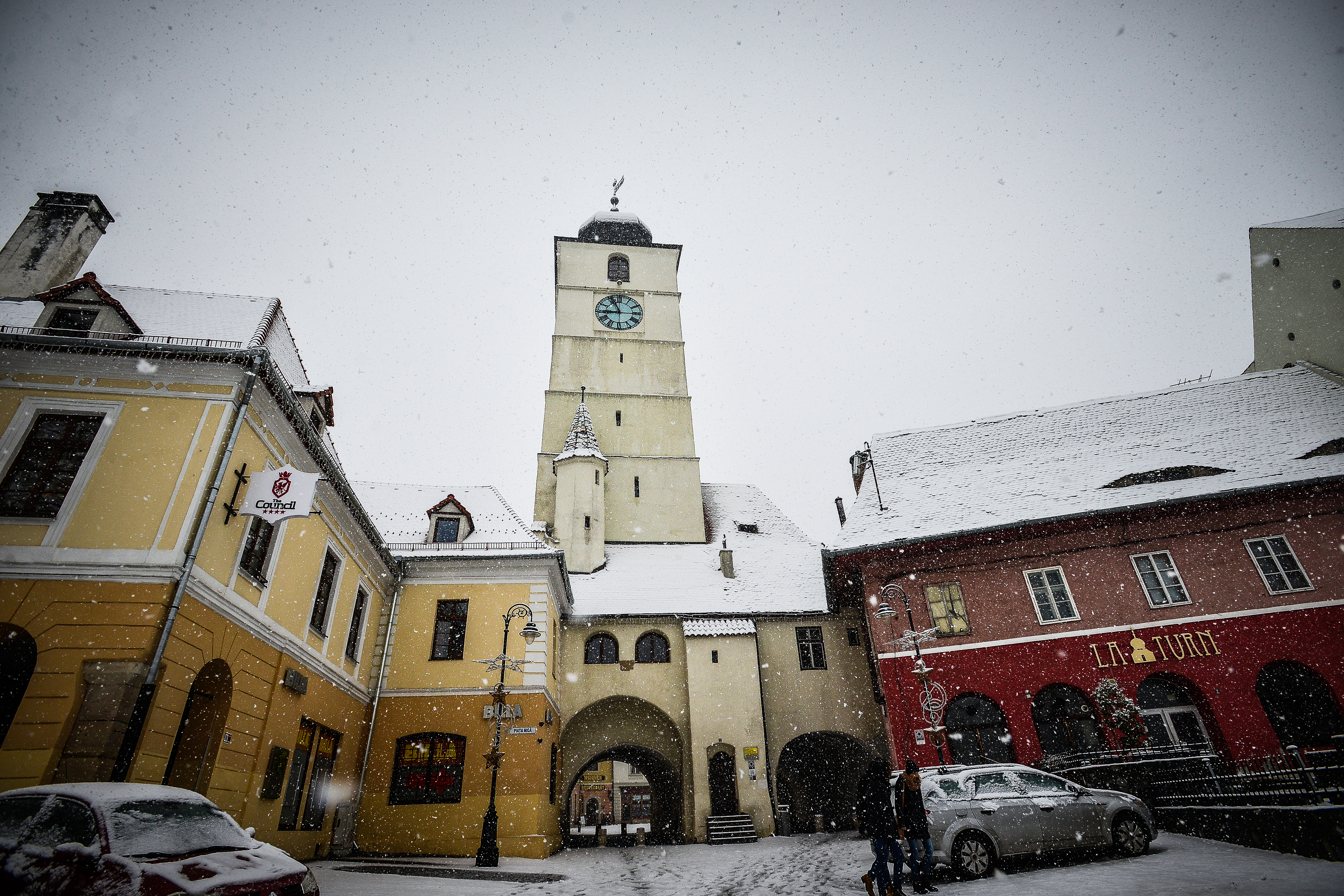 De ce a nins cu tunete și fulgere la Sibiu. Explicația meteorologilor