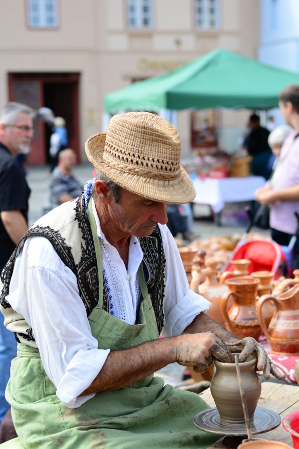 Toamna aduce Târgul Olarilor la Sibiu