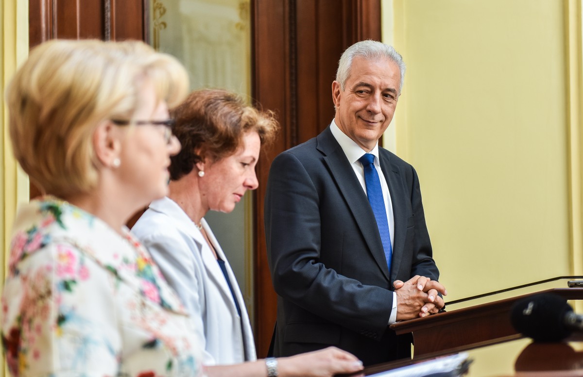 Prim-ministrul Landului Saxonia, în Sibiu: un șef de partid nu poate să demită un premier