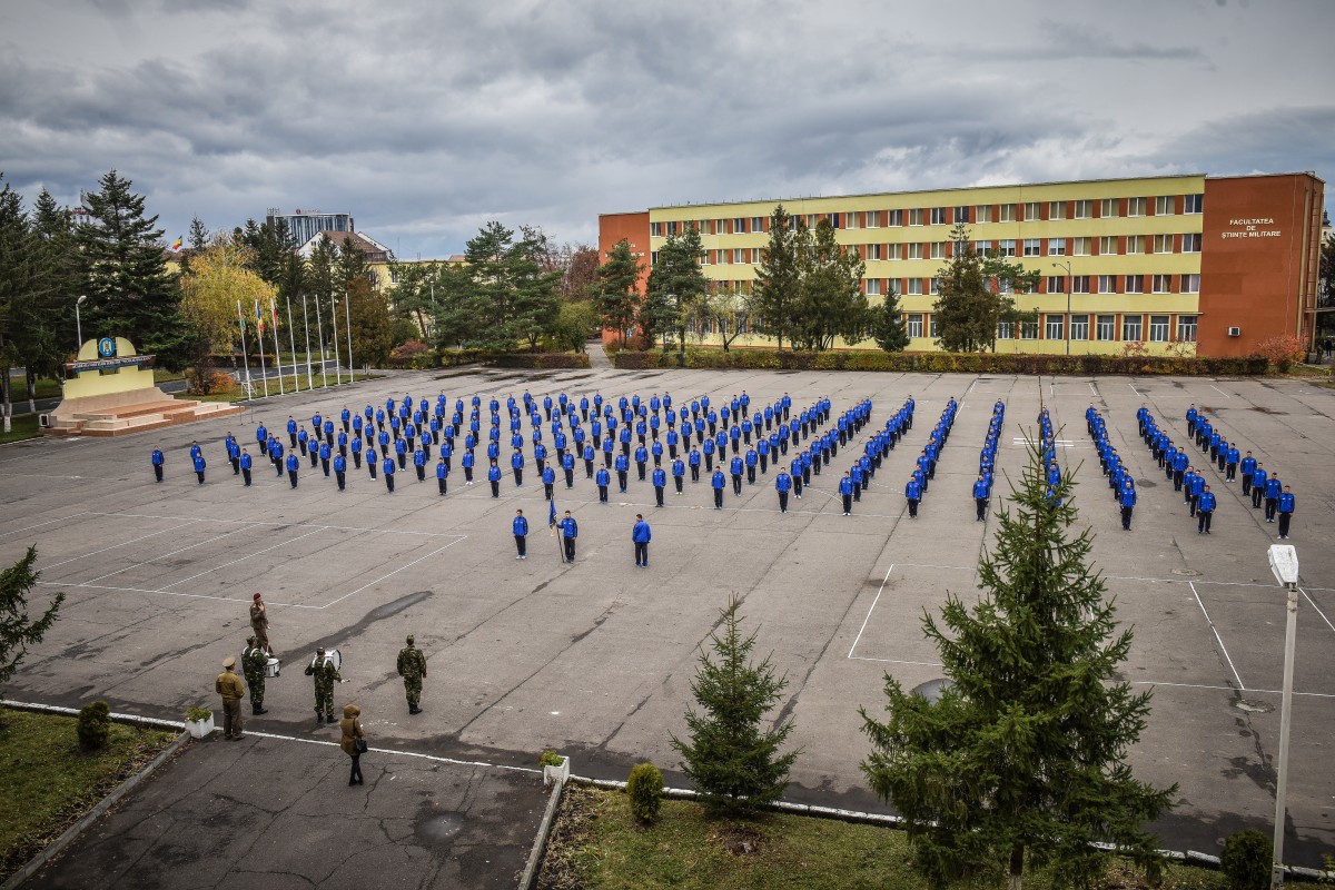 VIDEO| Flotări făcute simultan de 273 de studenți ai AFT