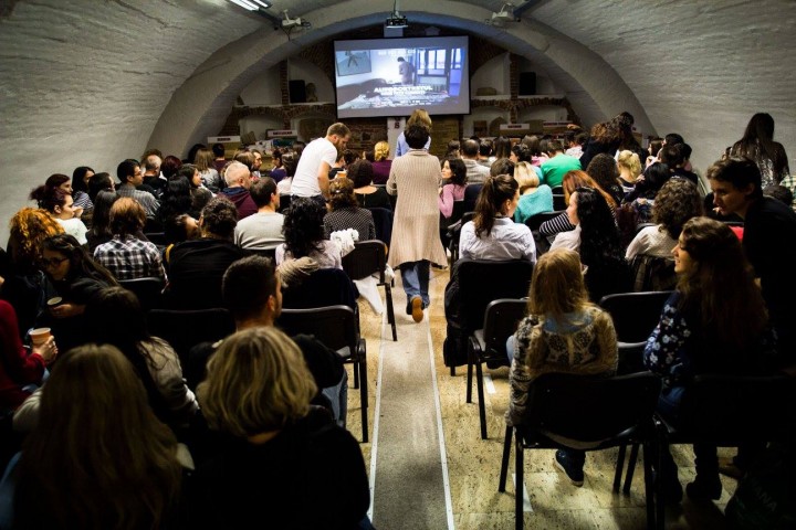 Se aleargă pentru „Este Film Festival” la Semimaraton 2016