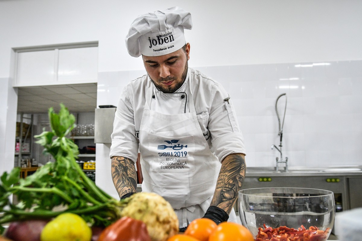 20 de bucătari sibieni concurează pentru titlul European Young Chef