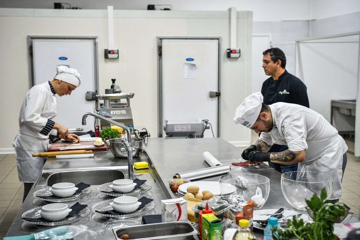 O nouă ediție a concursului European Young Chef Award în Sibiu (CP)