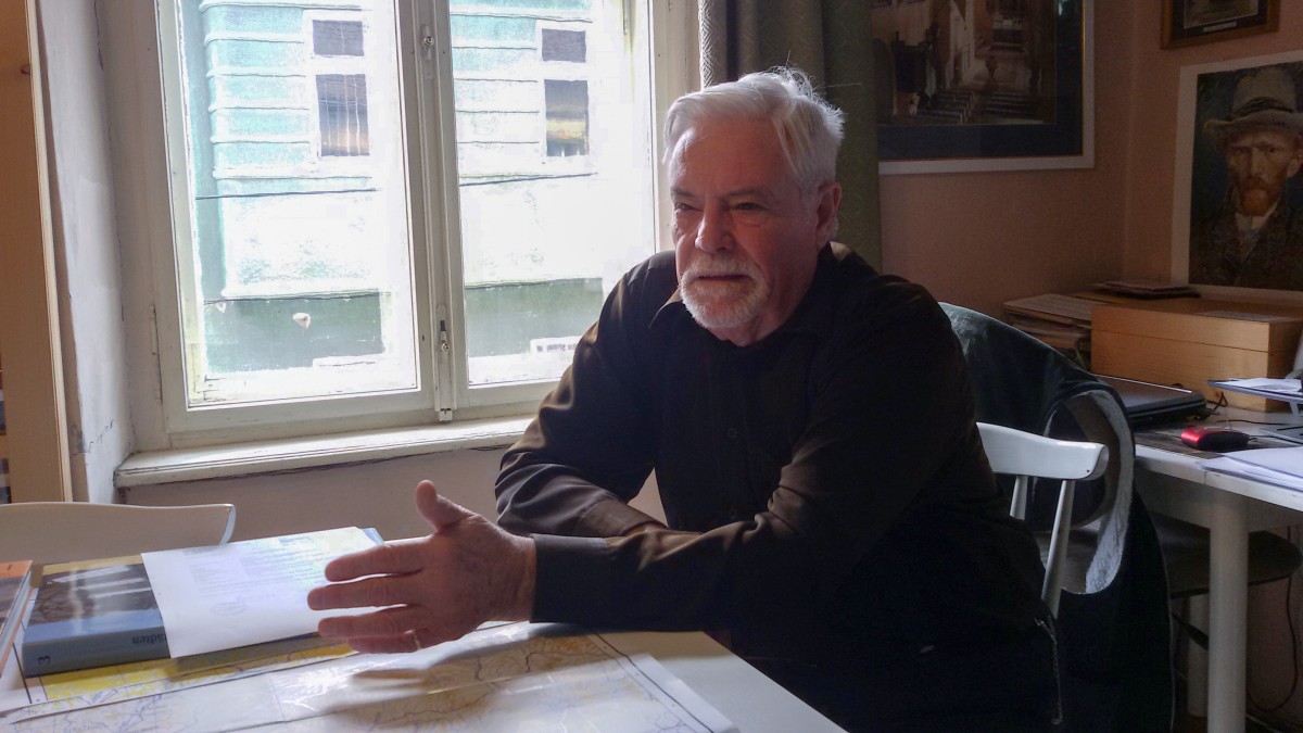 În biroul lui Hermann Fabini. ”M-am luptat pentru menținerea Cazarmei 90”