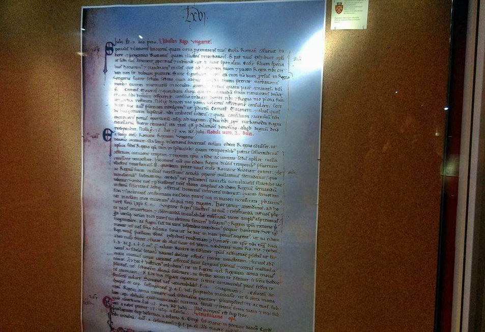 Facsimilul din 1192 care atestă Sibiul a fost expus. Fără traducere