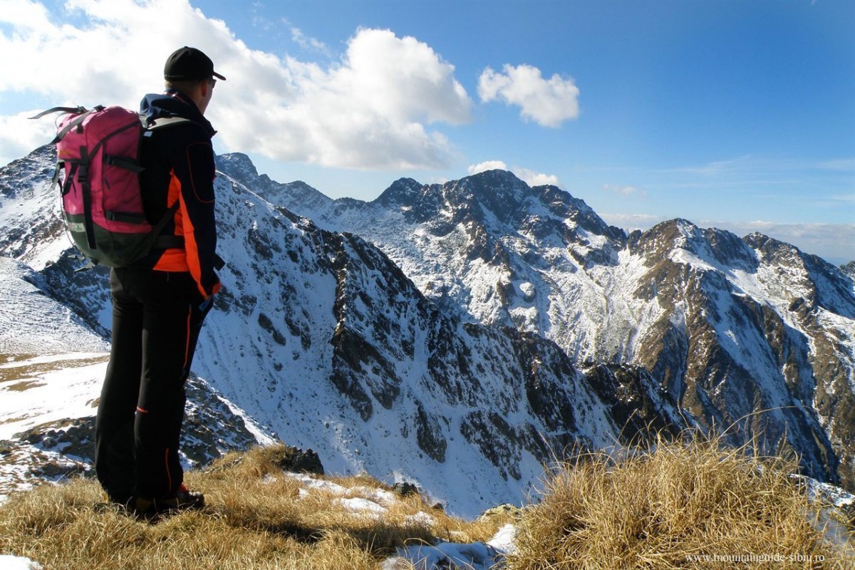 În ce stare se găsesc traseele turistice din Făgăraș. Pe unele stratul de zăpadă are 25 de cm