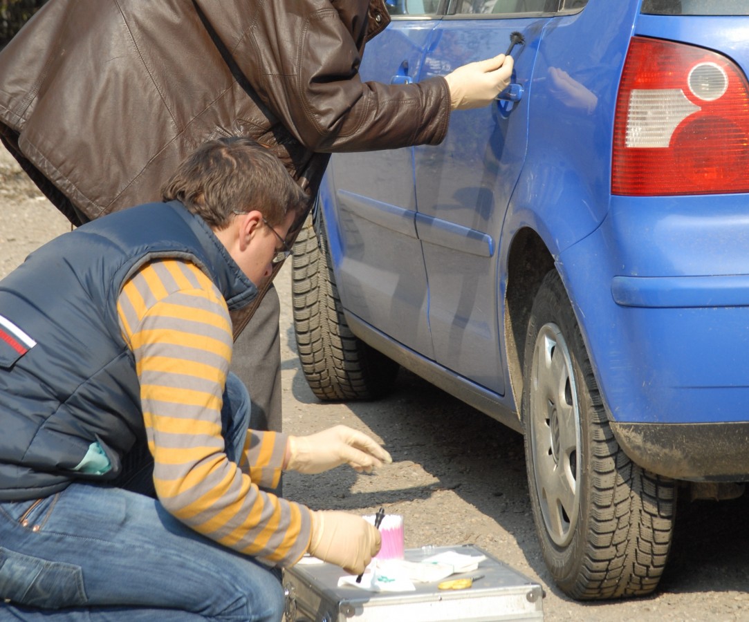 Patru minori din Sibiu și Cisnădie, hoți de mașini