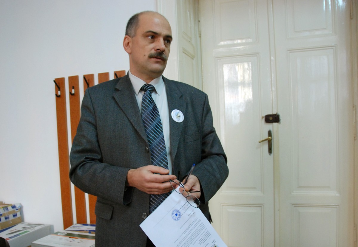 „Se trăgea în Sibiu. Era zonă de război”. Mărturia unui profesor despre ziua de 21 decembrie 1989